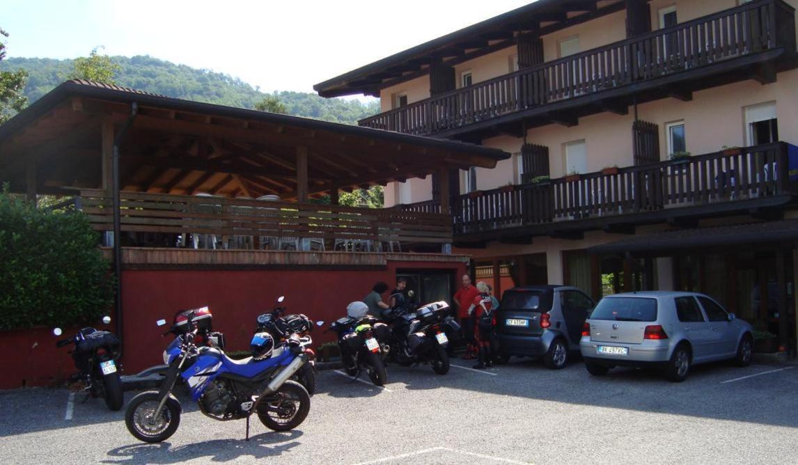 Hotel Natisone San Pietro al Natisone Екстер'єр фото